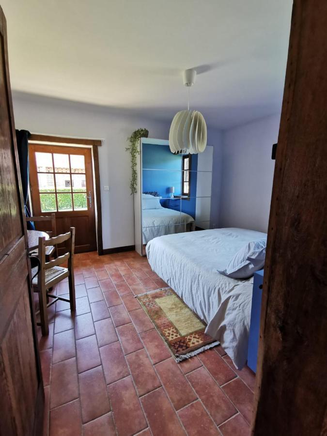 La Ferme De La Terve Bed & Breakfast Bruailles Exterior photo